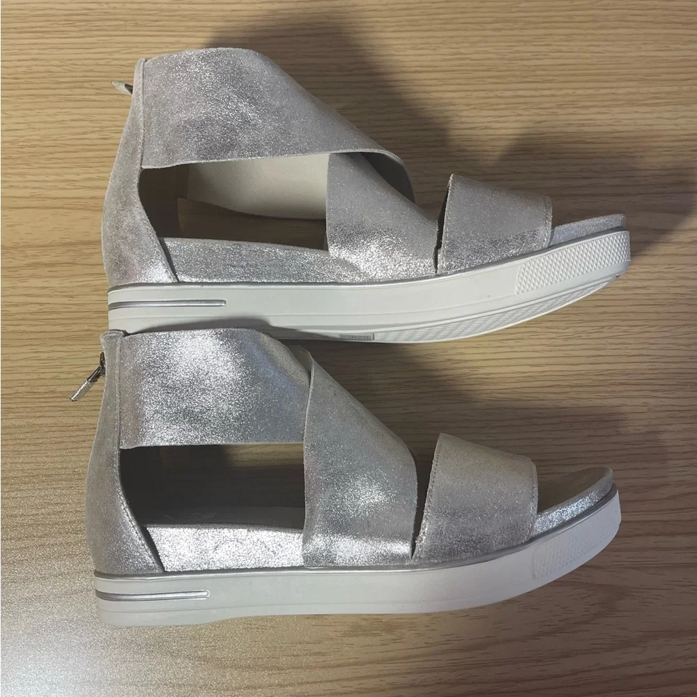 🆕🩴🪩 NWT NIB Eileen Fisher Sport Sandal, Platinum Glitter suede Womens 8.5 M - Picture 6 of 10